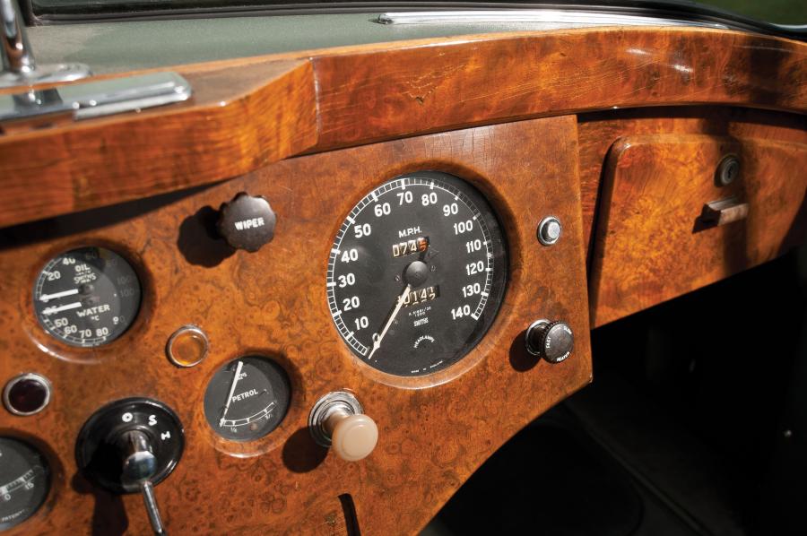  Jaguar XK120 Drophead Coupe 1954 года  (фото 2 из 27)